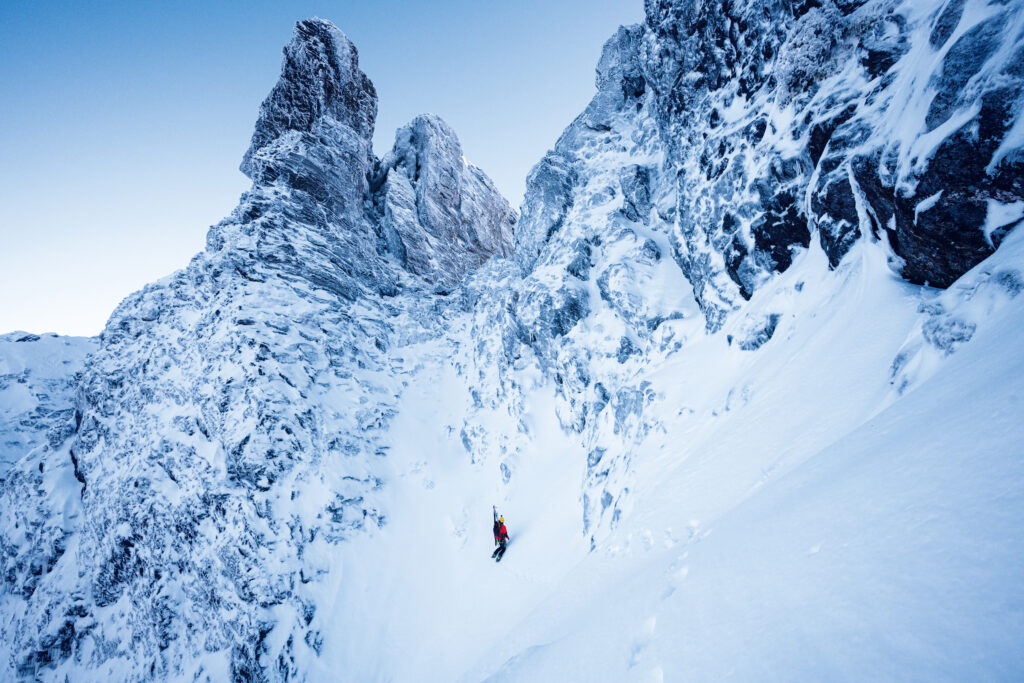 Federation Peak Alpine Traverse - Moments - By We Are Explorers